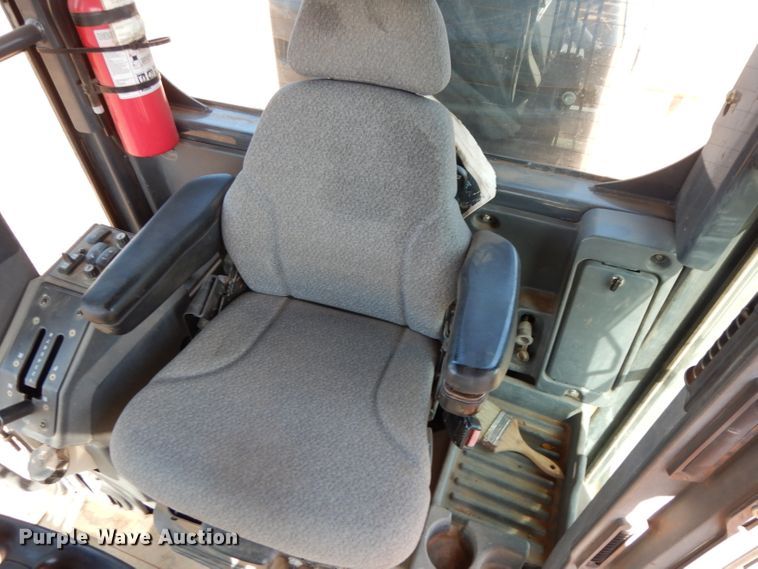 image for item DH0939 2017 John Deere 872G  motor grader