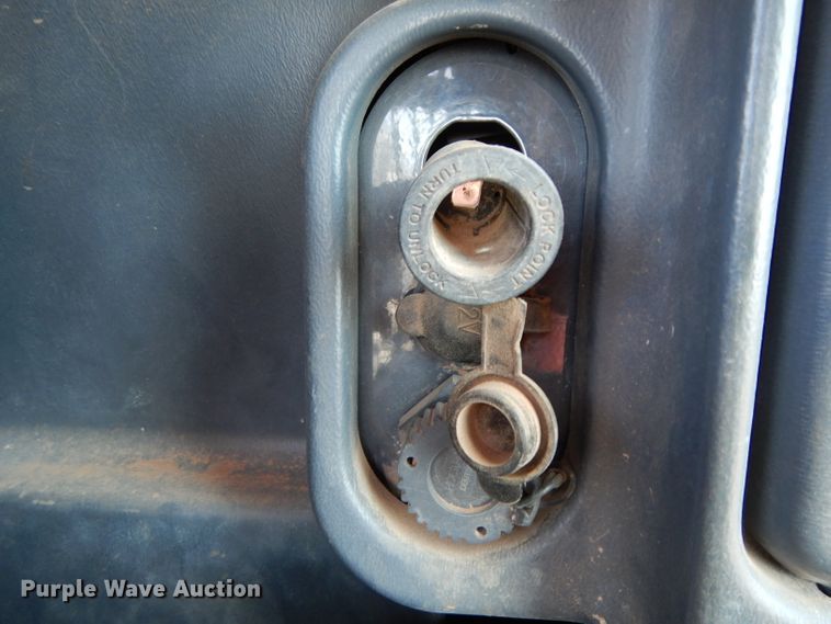 image for item DH0939 2017 John Deere 872G  motor grader