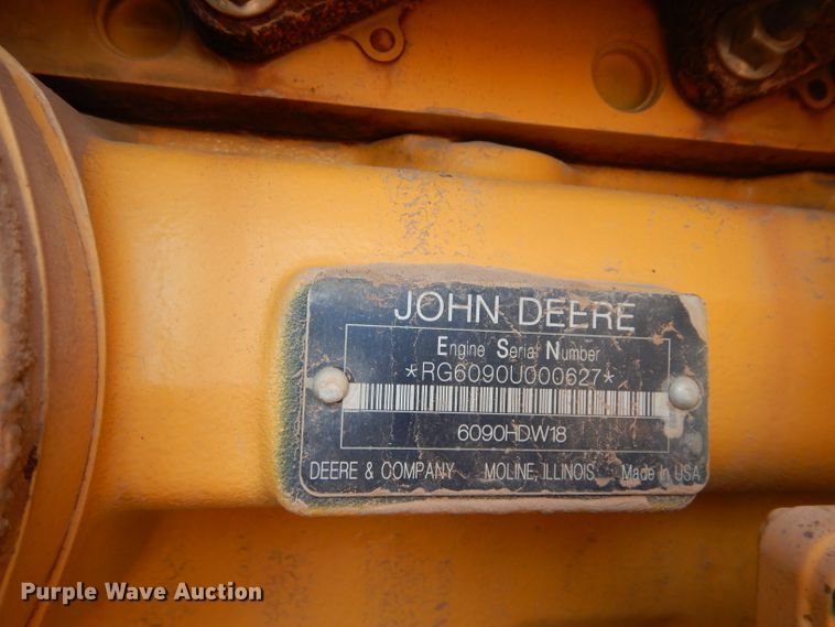 image for item DH0939 2017 John Deere 872G  motor grader