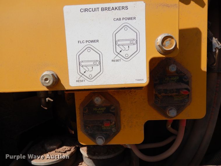 image for item DH0939 2017 John Deere 872G  motor grader