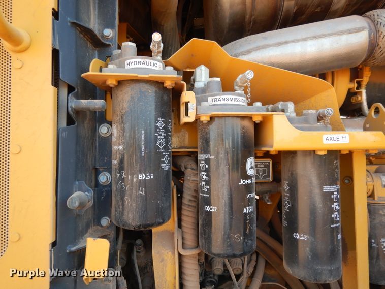 image for item DH0939 2017 John Deere 872G  motor grader