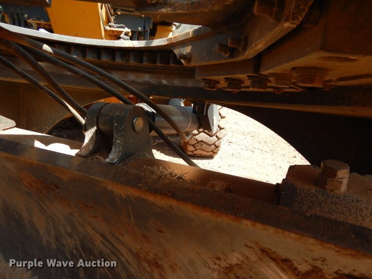 image for item DH0939 2017 John Deere 872G  motor grader