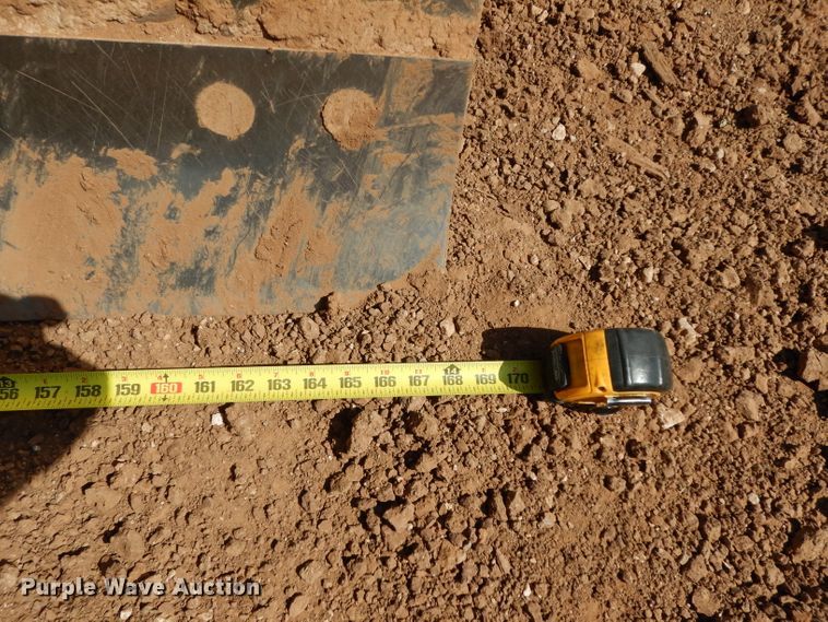 image for item DH0939 2017 John Deere 872G  motor grader