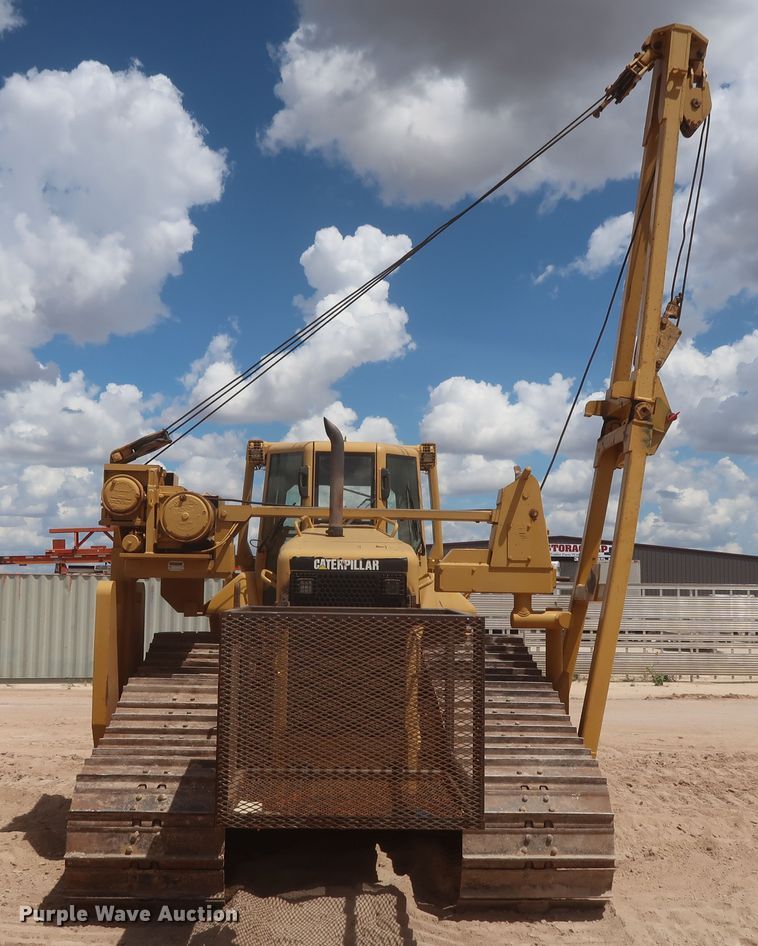 image for item DH0940 2004 Caterpillar D6N LGP  pipelayer