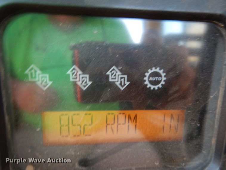 image for item DH0940 2004 Caterpillar D6N LGP  pipelayer