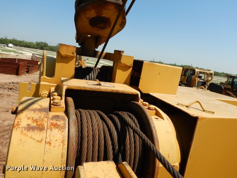 image for item DH0940 2004 Caterpillar D6N LGP  pipelayer