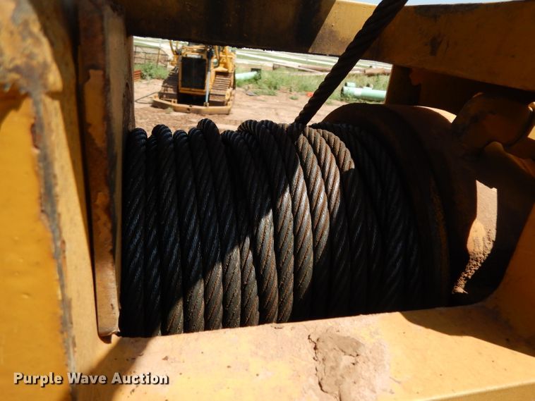 image for item DH0940 2004 Caterpillar D6N LGP  pipelayer