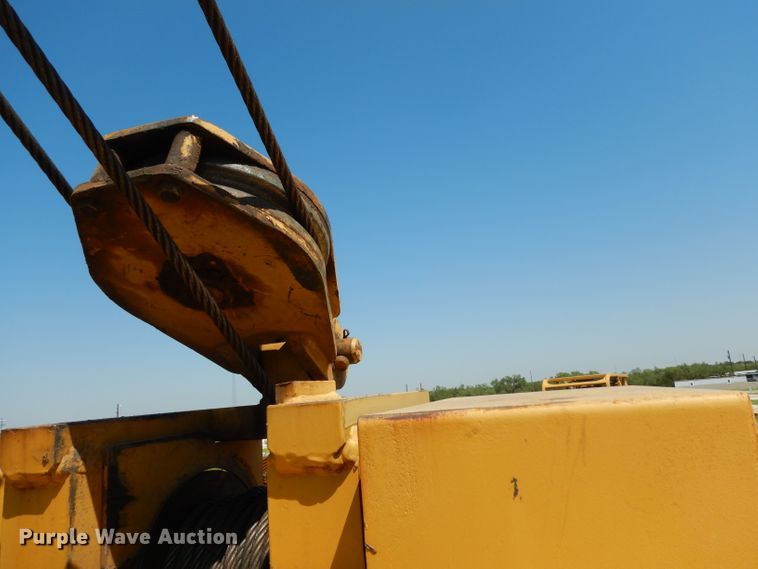 image for item DH0940 2004 Caterpillar D6N LGP  pipelayer