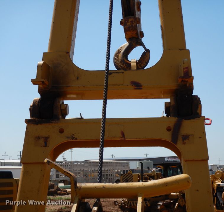 image for item DH0940 2004 Caterpillar D6N LGP  pipelayer