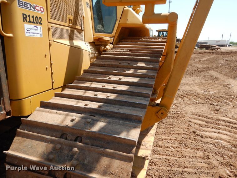 image for item DH0940 2004 Caterpillar D6N LGP  pipelayer