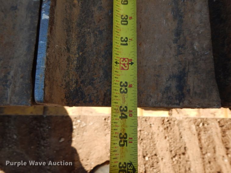 image for item DH0940 2004 Caterpillar D6N LGP  pipelayer