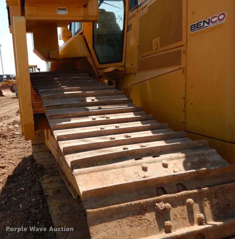 image for item DH0940 2004 Caterpillar D6N LGP  pipelayer