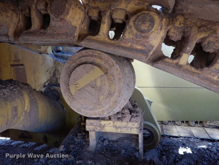 image for item DH0940 2004 Caterpillar D6N LGP  pipelayer