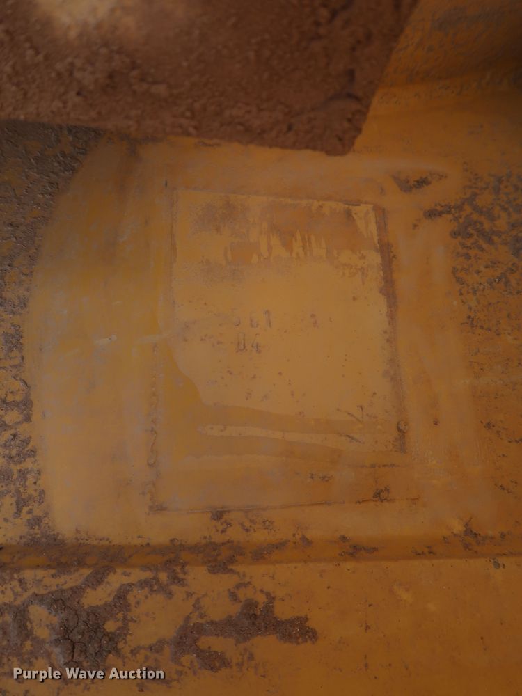 image for item DH0940 2004 Caterpillar D6N LGP  pipelayer