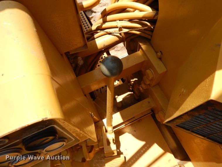 image for item DH0941 1987 Caterpillar D8N  pipelayer