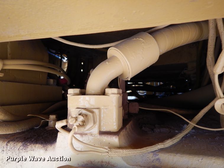 image for item DH0941 1987 Caterpillar D8N  pipelayer