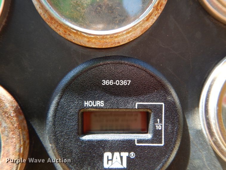 image for item DH0942 1976 Caterpillar D8K  pipelayer