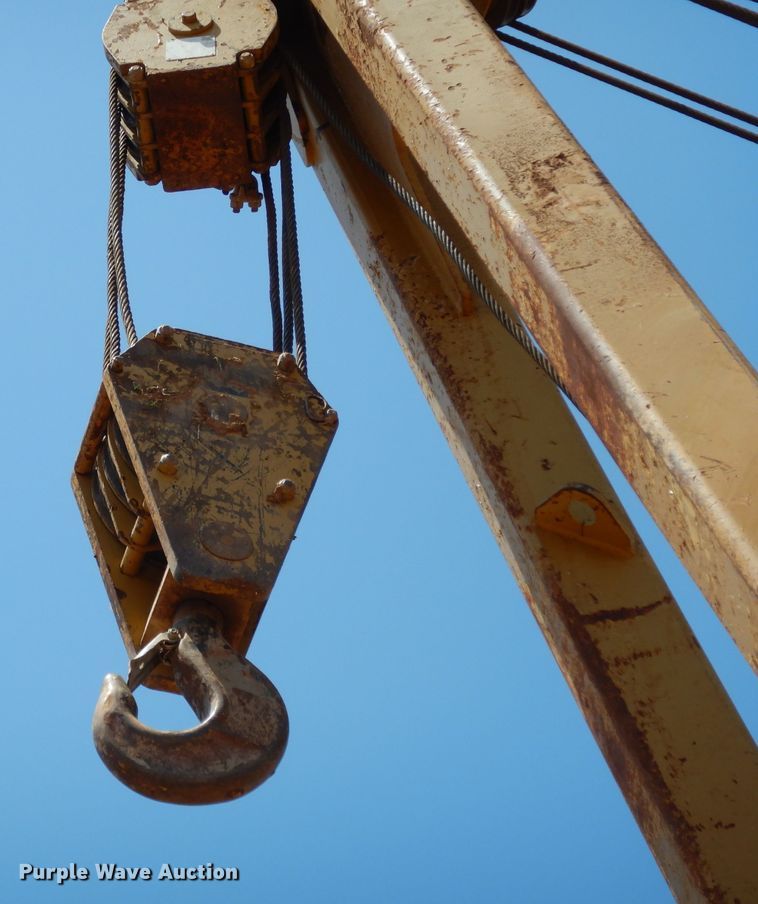 image for item DH0942 1976 Caterpillar D8K  pipelayer