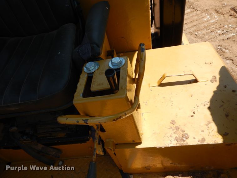 image for item DH0943 1979 Caterpillar D8K  pipelayer