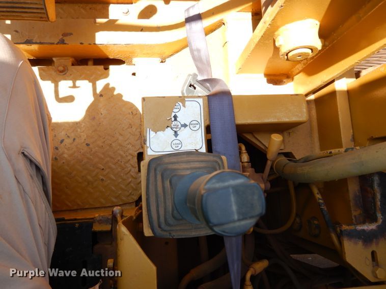 image for item DH0943 1979 Caterpillar D8K  pipelayer