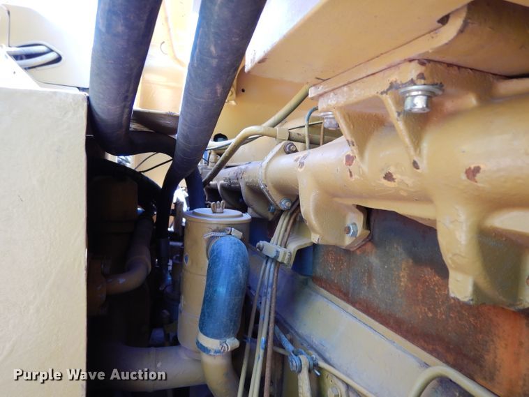 image for item DH0943 1979 Caterpillar D8K  pipelayer