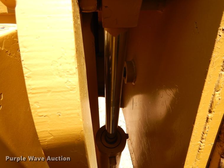 image for item DH0943 1979 Caterpillar D8K  pipelayer