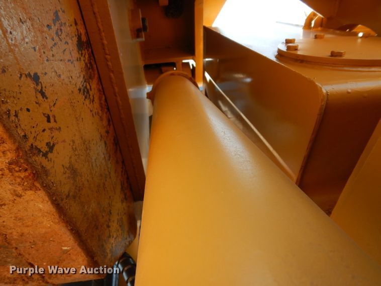 image for item DH0943 1979 Caterpillar D8K  pipelayer