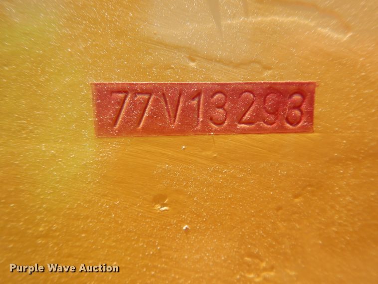 image for item DH0943 1979 Caterpillar D8K  pipelayer