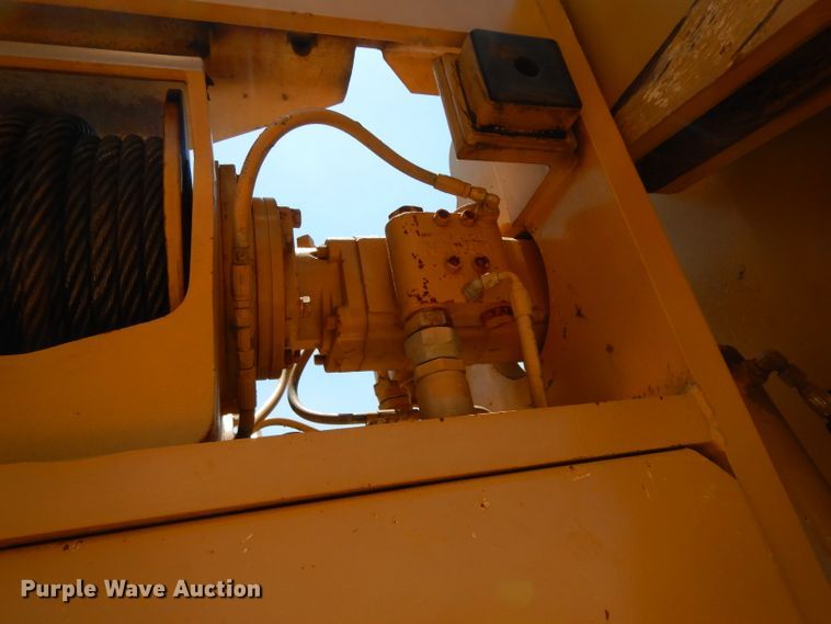 image for item DH0944 1982 Caterpillar D8K  pipelayer