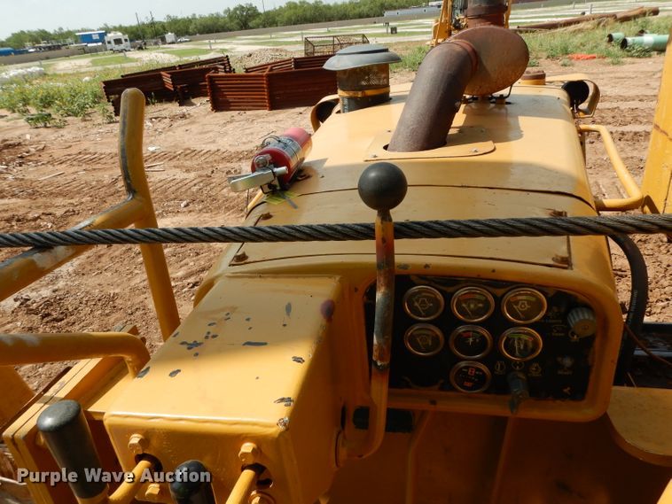 image for item DH0945 1982 Caterpillar D8K  pipelayer