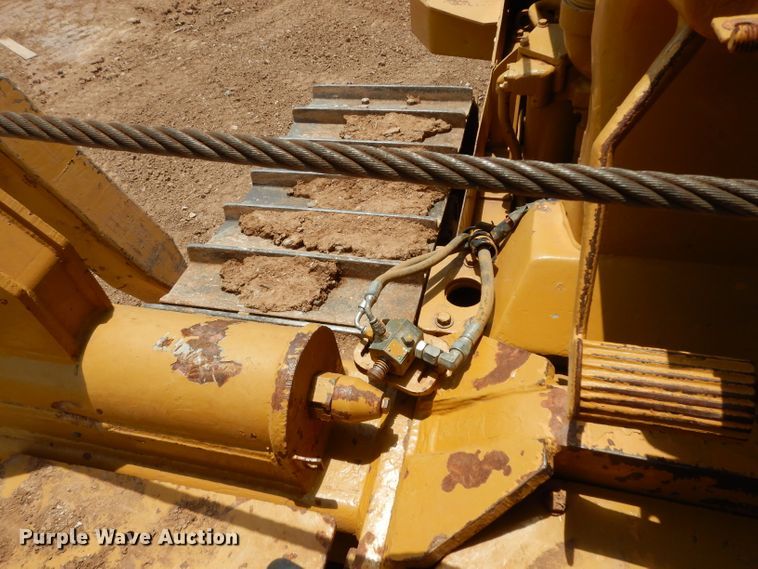 image for item DH0946 1977 Caterpillar D8K  pipelayer