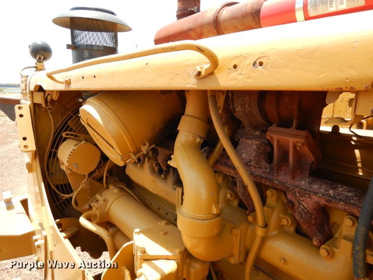 image for item DH0946 1977 Caterpillar D8K  pipelayer