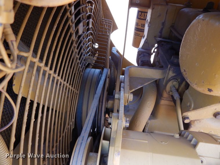 image for item DH0946 1977 Caterpillar D8K  pipelayer