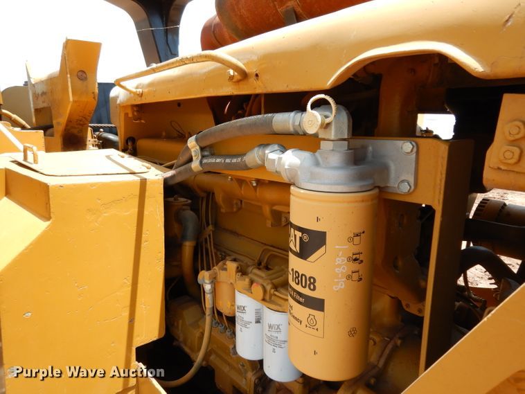 image for item DH0946 1977 Caterpillar D8K  pipelayer