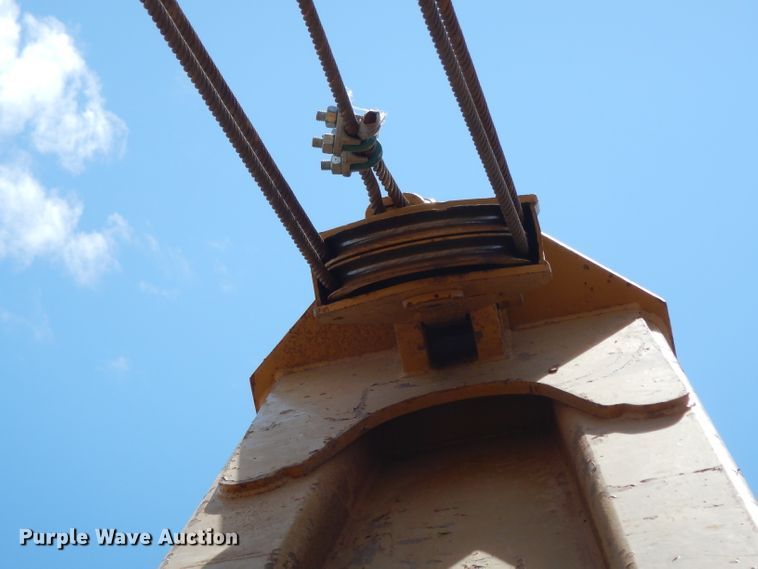 image for item DH0946 1977 Caterpillar D8K  pipelayer