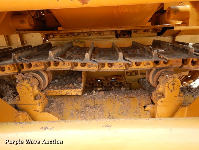 image for item DH0946 1977 Caterpillar D8K  pipelayer