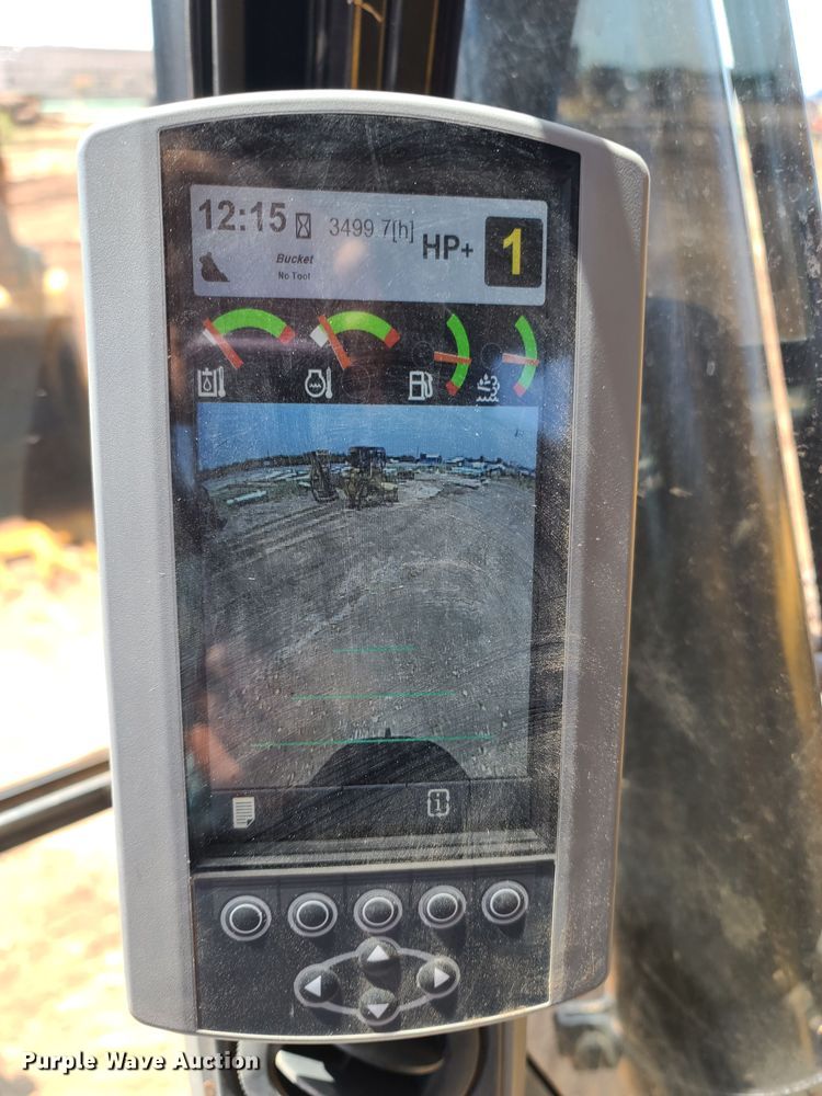 image for item DH0947 2018 Caterpillar 330FL  excavator