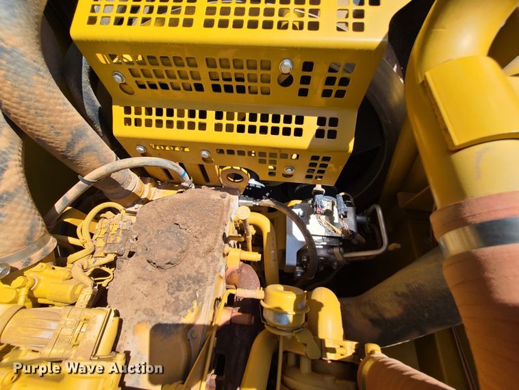 image for item DH0947 2018 Caterpillar 330FL  excavator