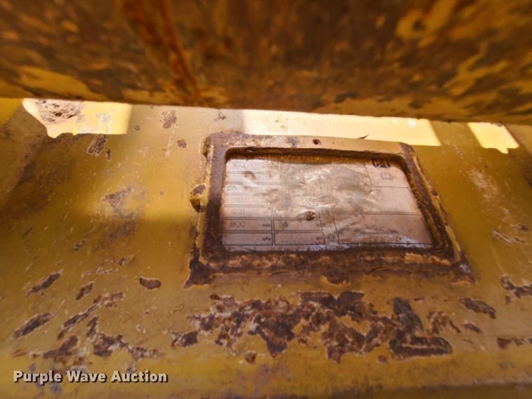 image for item DH0947 2018 Caterpillar 330FL  excavator