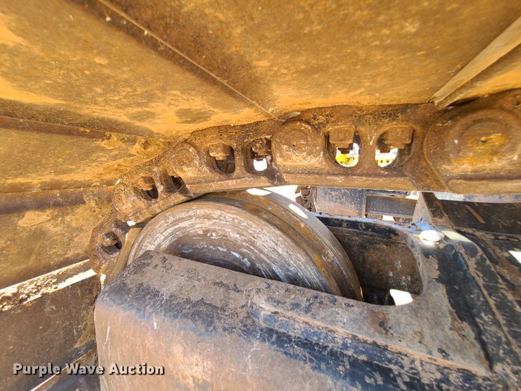 image for item DH0947 2018 Caterpillar 330FL  excavator