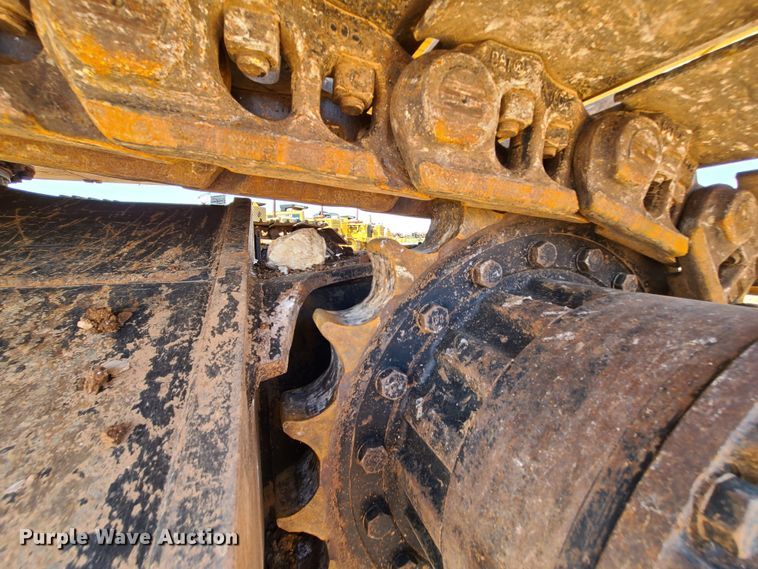 image for item DH0947 2018 Caterpillar 330FL  excavator