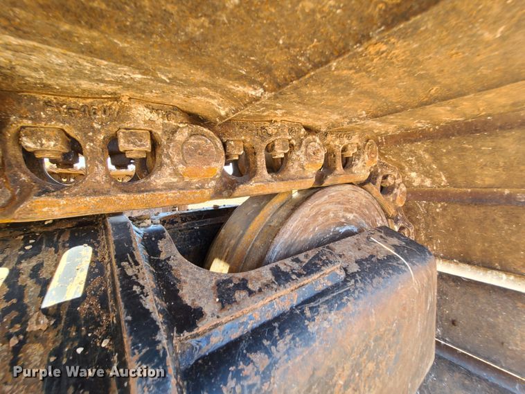 image for item DH0947 2018 Caterpillar 330FL  excavator