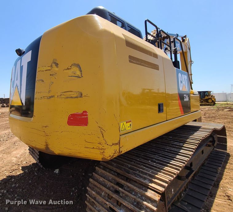 image for item DH0947 2018 Caterpillar 330FL  excavator
