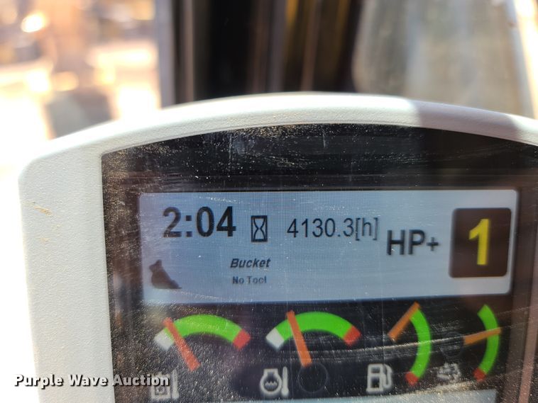 image for item DH0948 2018 Caterpillar 330FL  excavator