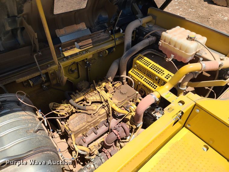 image for item DH0948 2018 Caterpillar 330FL  excavator