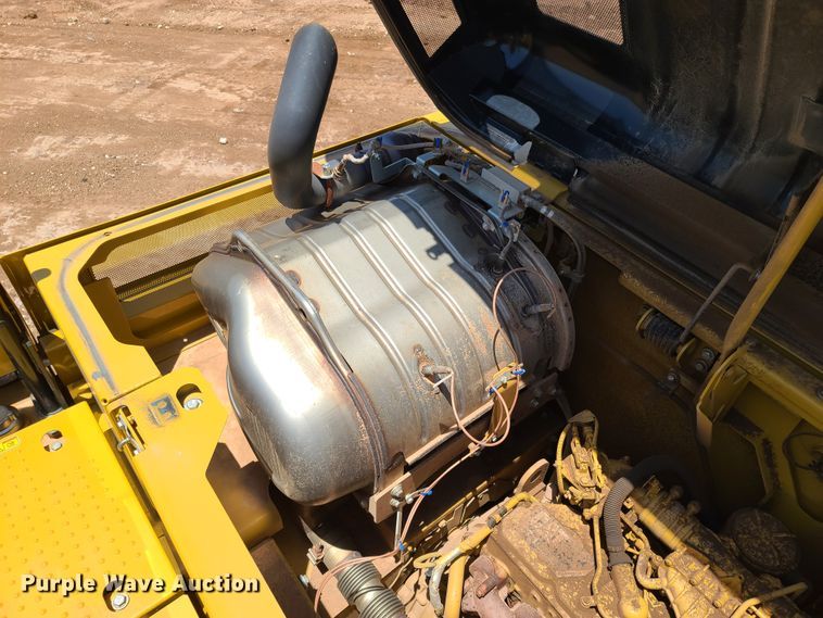 image for item DH0948 2018 Caterpillar 330FL  excavator