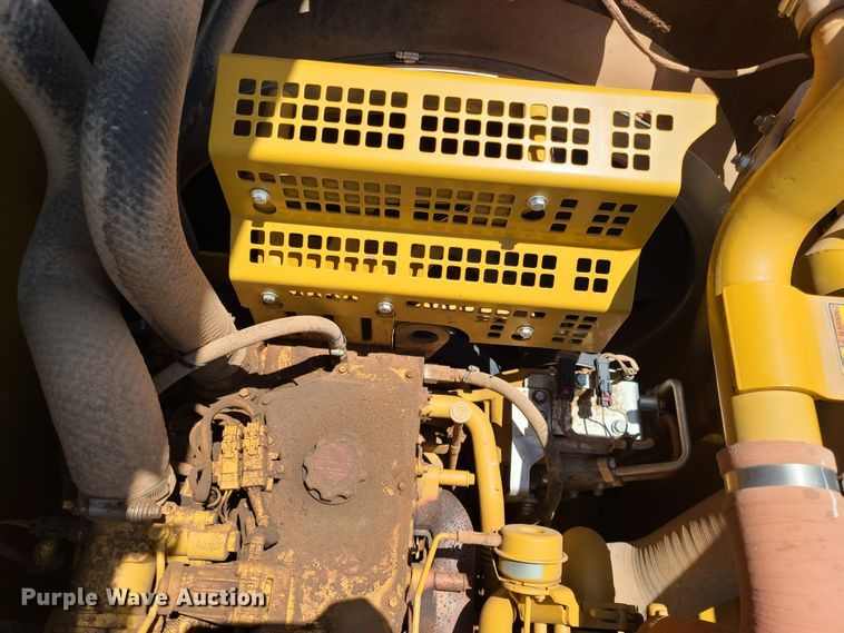 image for item DH0948 2018 Caterpillar 330FL  excavator