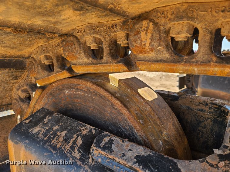 image for item DH0948 2018 Caterpillar 330FL  excavator