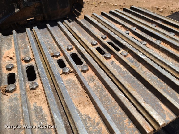 image for item DH0948 2018 Caterpillar 330FL  excavator