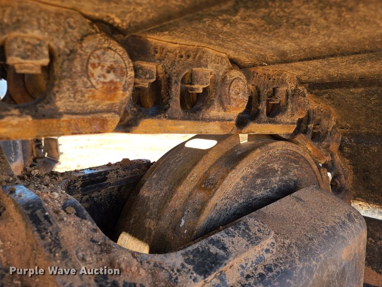 image for item DH0948 2018 Caterpillar 330FL  excavator